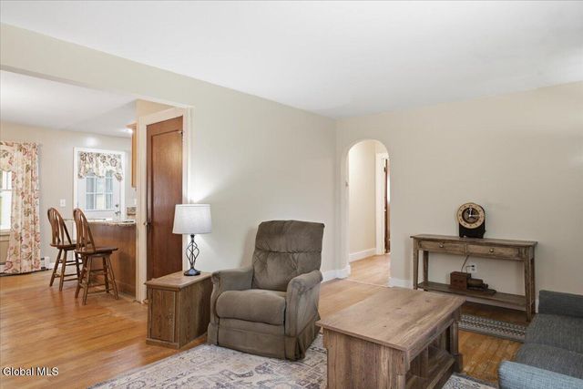 113 Gordon Road, Rotterdam, NY 12306