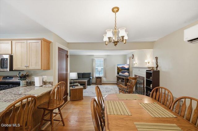 113 Gordon Road, Rotterdam, NY 12306