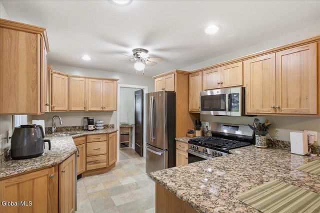113 Gordon Road, Rotterdam, NY 12306
