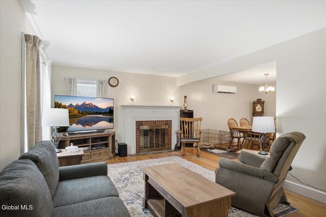 113 Gordon Road, Rotterdam, NY 12306