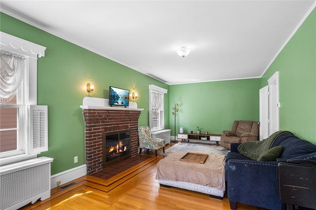 53 Cathedral Avenue, Providence, RI 02908