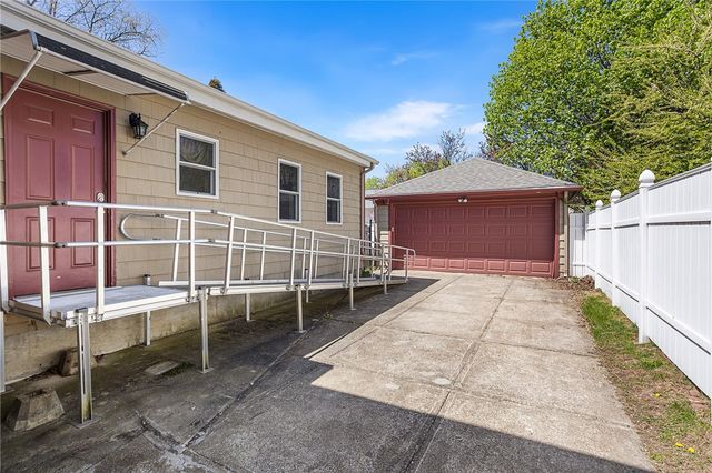 53 Cathedral Avenue, Providence, RI 02908