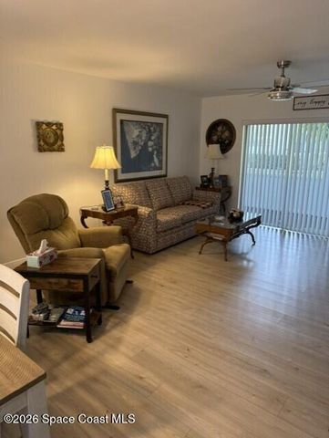 105 Oxford 600, West Palm Beach, FL 33417