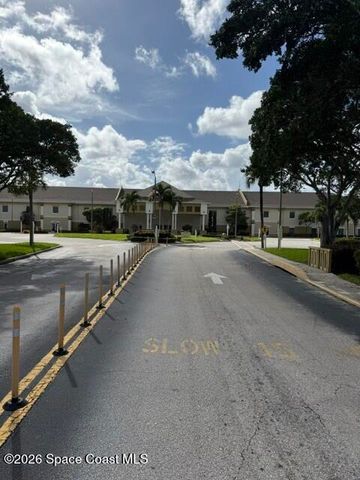 105 Oxford 600, West Palm Beach, FL 33417