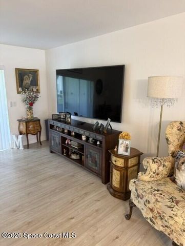 105 Oxford 600, West Palm Beach, FL 33417