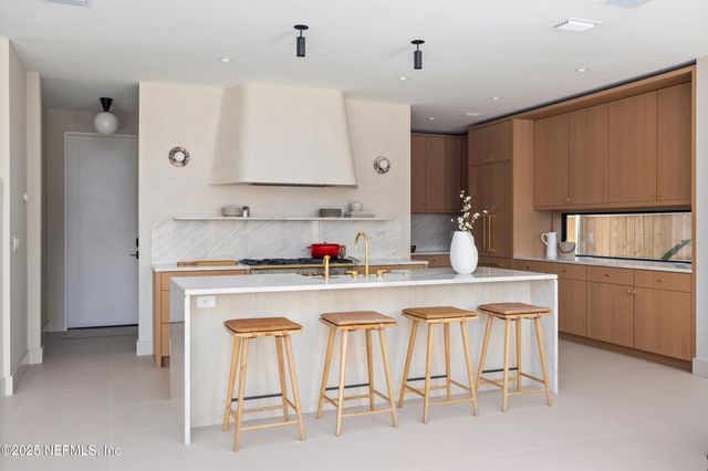 1475 OCEAN Boulevard, Atlantic Beach, FL 32233