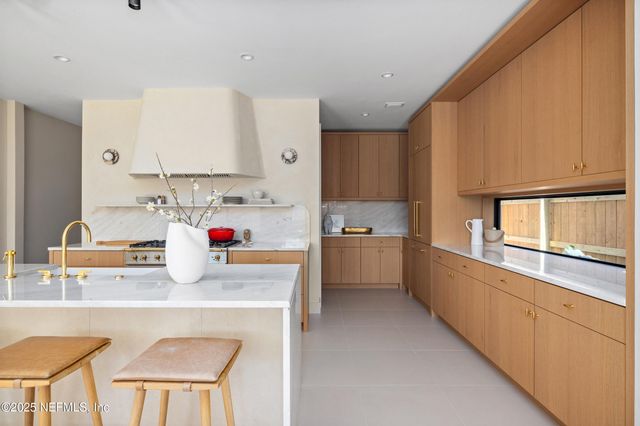 1475 OCEAN Boulevard, Atlantic Beach, FL 32233