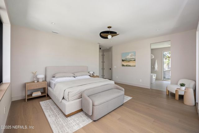 1475 OCEAN Boulevard, Atlantic Beach, FL 32233