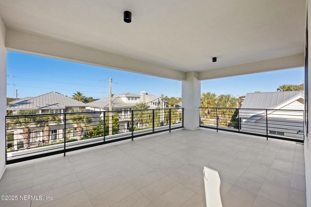 1475 OCEAN Boulevard, Atlantic Beach, FL 32233