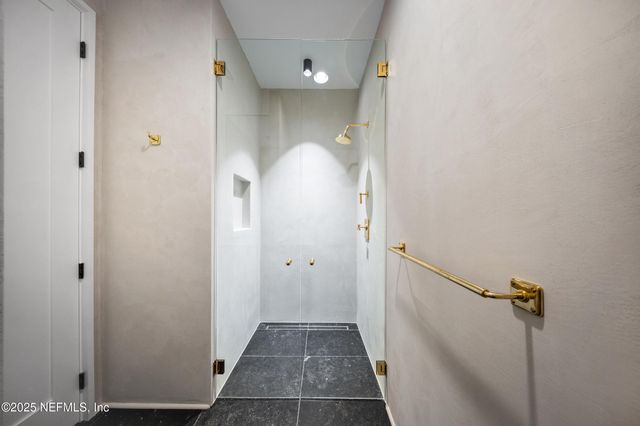 1475 OCEAN Boulevard, Atlantic Beach, FL 32233