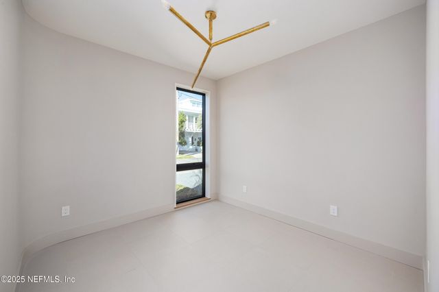 1475 OCEAN Boulevard, Atlantic Beach, FL 32233