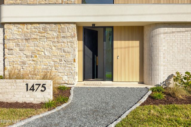 1475 OCEAN Boulevard, Atlantic Beach, FL 32233