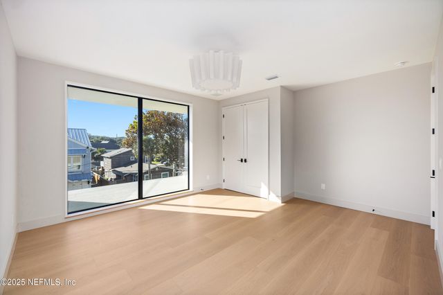 1475 OCEAN Boulevard, Atlantic Beach, FL 32233