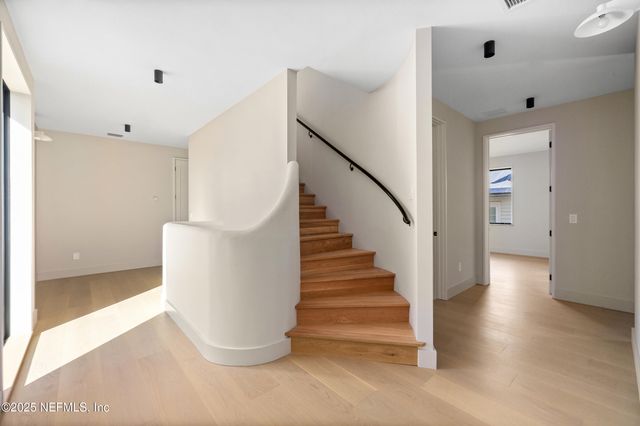 1475 OCEAN Boulevard, Atlantic Beach, FL 32233