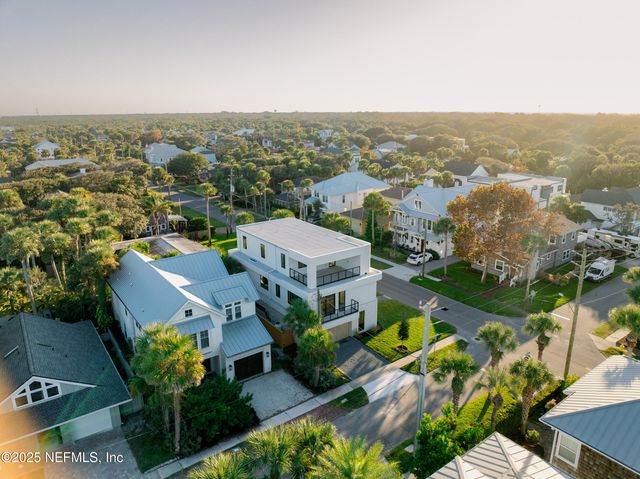 1475 OCEAN Boulevard, Atlantic Beach, FL 32233