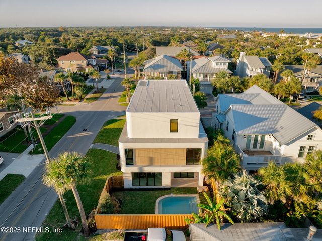 1475 OCEAN Boulevard, Atlantic Beach, FL 32233