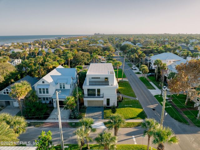 1475 OCEAN Boulevard, Atlantic Beach, FL 32233