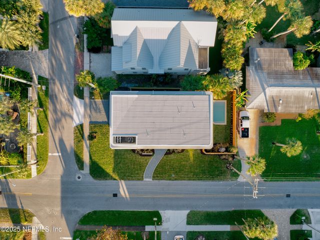 1475 OCEAN Boulevard, Atlantic Beach, FL 32233