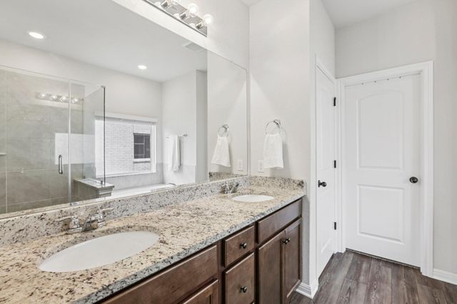 204 Swinging H LN, Georgetown, TX 78633