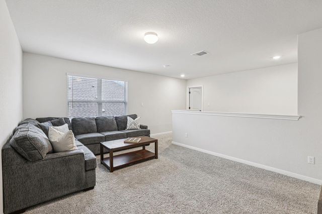 204 Swinging H LN, Georgetown, TX 78633