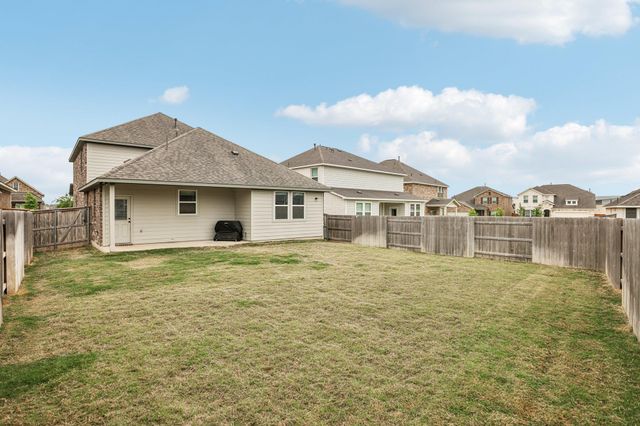 204 Swinging H LN, Georgetown, TX 78633