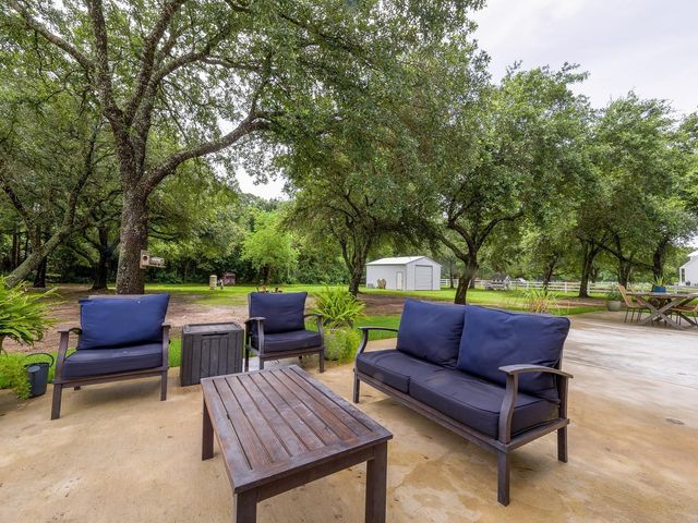 25824 Navajo Place Drive, Tomball, TX 77375