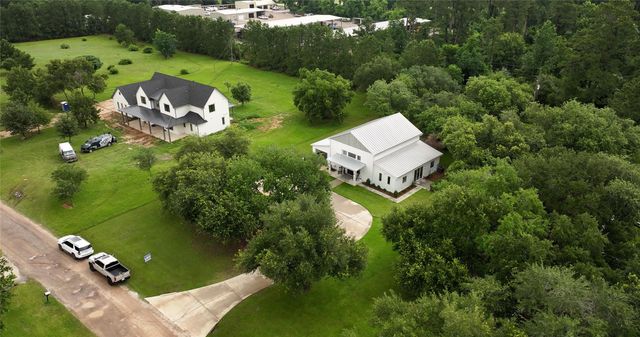 25824 Navajo Place Drive, Tomball, TX 77375
