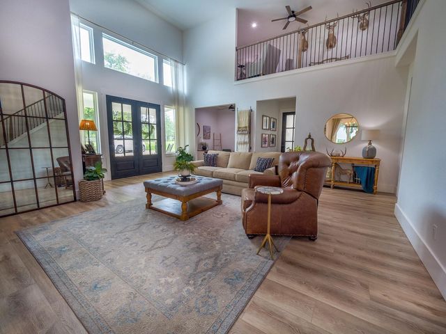 25824 Navajo Place Drive, Tomball, TX 77375
