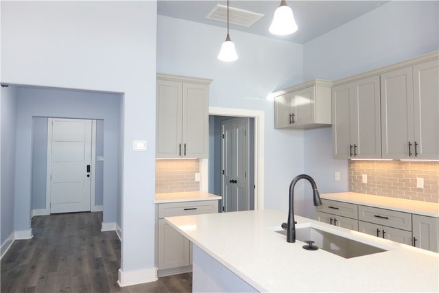 1969 Cambria Drive, Bryan, TX 77807