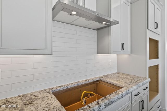 4297 E JOHN Street, Gilbert, AZ 85295