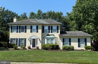 500 HERITAGE OAK DR, Yardley, PA 19067