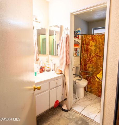 40961 166th St E, Lancaster, CA 93535