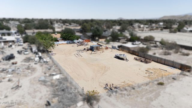 40961 166th St E, Lancaster, CA 93535