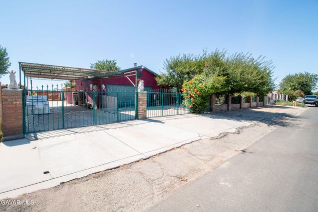 40961 166th St E, Lancaster, CA 93535