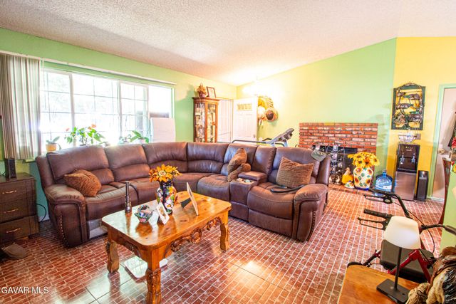 40961 166th St E, Lancaster, CA 93535