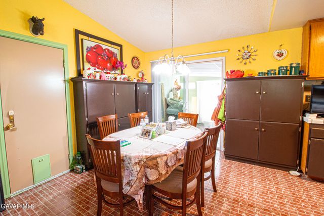 40961 166th St E, Lancaster, CA 93535