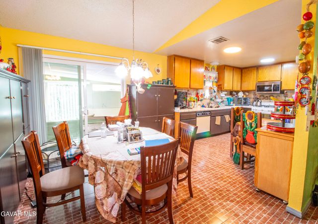 40961 166th St E, Lancaster, CA 93535