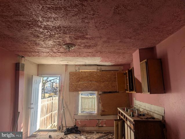 1127 N MILTON AVE, Baltimore, MD 21213