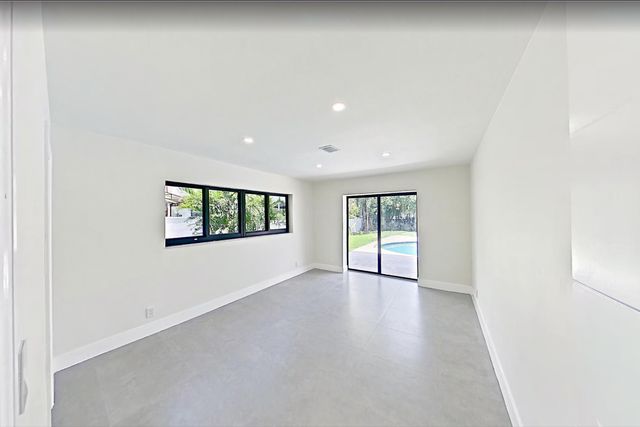 1601 Seabreeze Boulevard, Fort Lauderdale, FL 33316