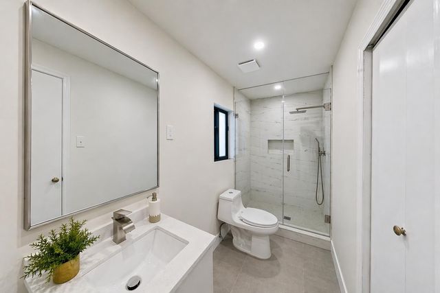 1601 Seabreeze Boulevard, Fort Lauderdale, FL 33316