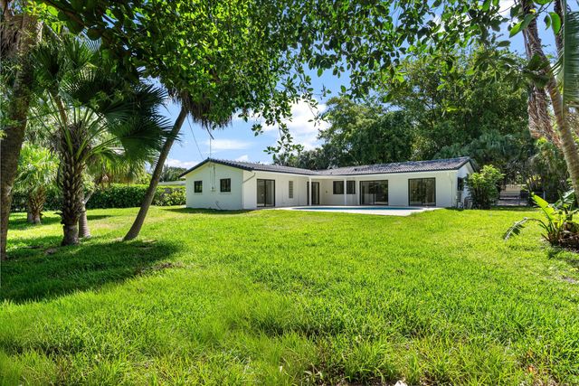 1601 Seabreeze Boulevard, Fort Lauderdale, FL 33316