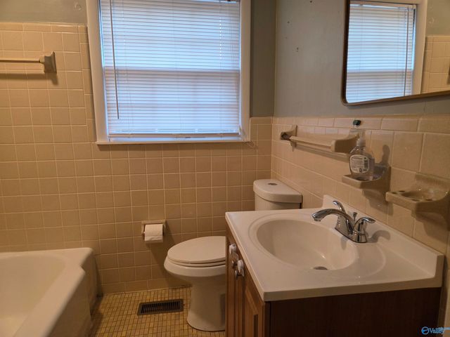 2309 Laverne Drive, Huntsville, AL 35810