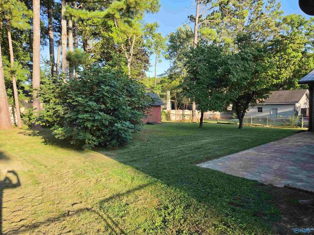 2309 Laverne Drive, Huntsville, AL 35810
