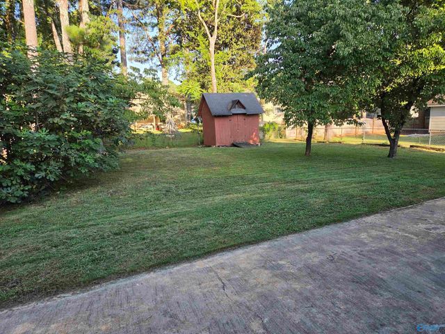 2309 Laverne Drive, Huntsville, AL 35810