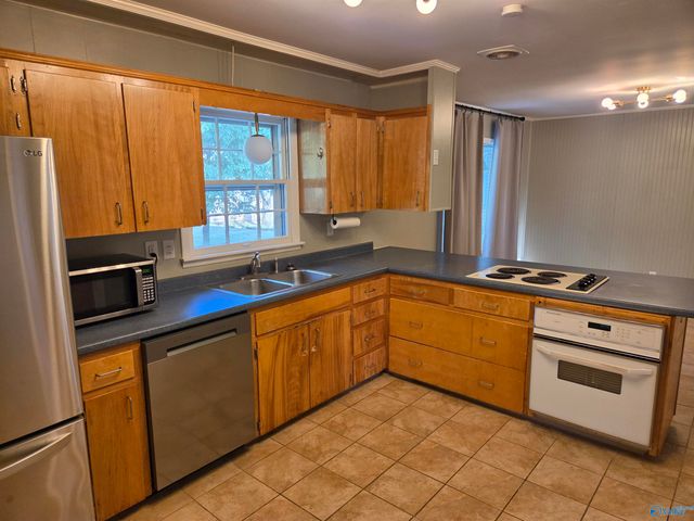2309 Laverne Drive, Huntsville, AL 35810