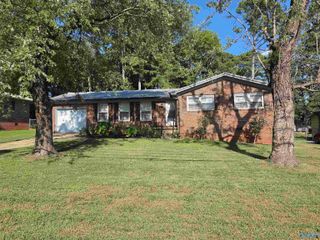 2309 Laverne Drive, Huntsville, AL 35810