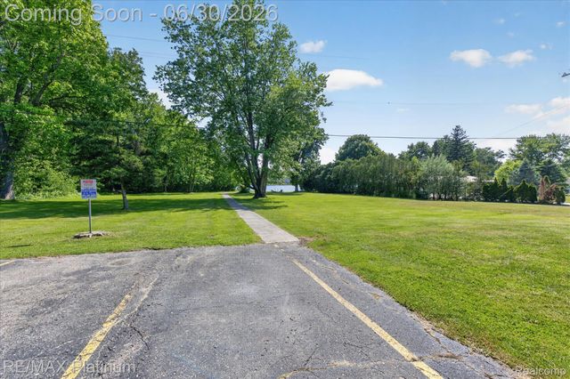 1462 S HUGHES Road, Genoa Township, MI 48843