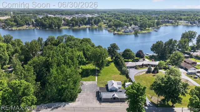 1462 S HUGHES Road, Genoa Township, MI 48843