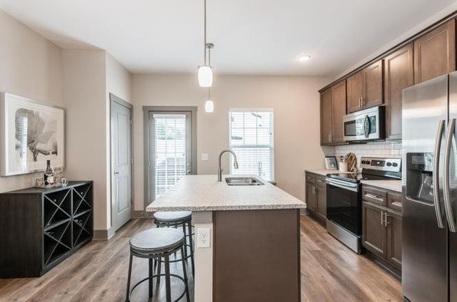 643 Bristol Creek Dr, Nashville, TN 37221