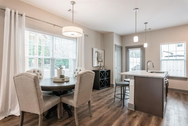 643 Bristol Creek Dr, Nashville, TN 37221